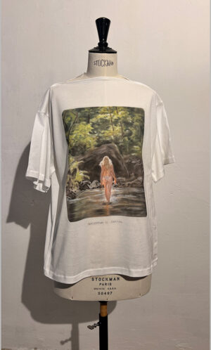T SHIRT. PERCEPTION IS PARTIAL